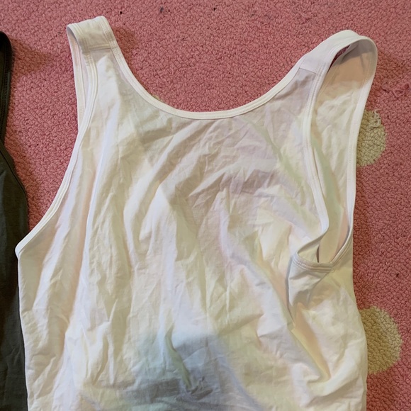 Lululemon Twist It Tank Top - Picture 4 of 6